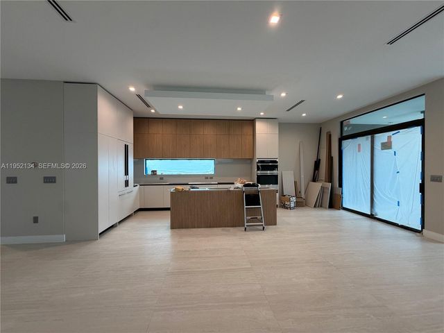 1637 Monroe St, Hollywood, FL 33020