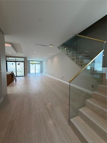 1637 Monroe St, Hollywood, FL 33020