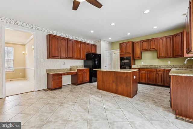 8875 LOCUST GROVE DR, Port Tobacco, MD 20677