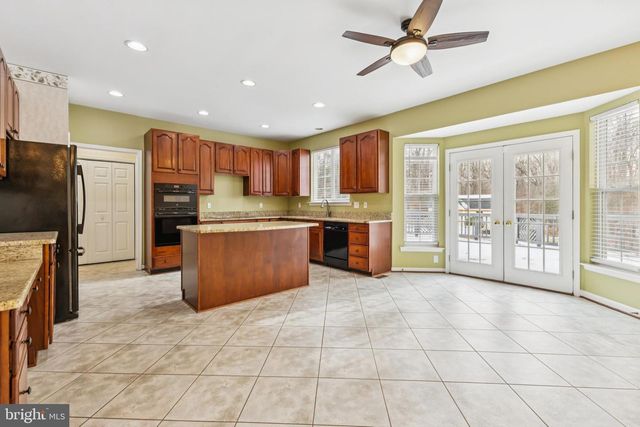 8875 LOCUST GROVE DR, Port Tobacco, MD 20677