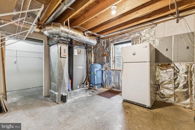 8875 LOCUST GROVE DR, Port Tobacco, MD 20677