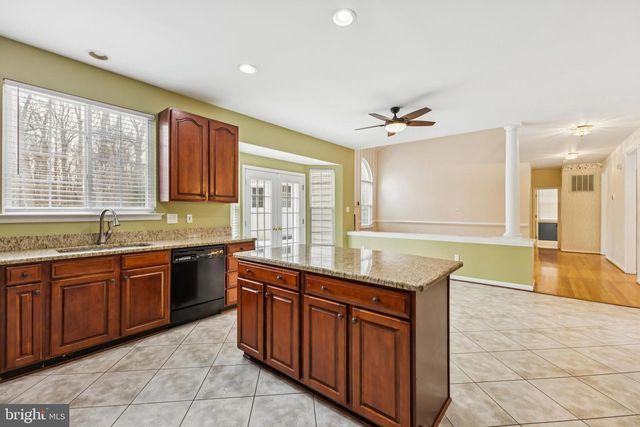 8875 LOCUST GROVE DR, Port Tobacco, MD 20677