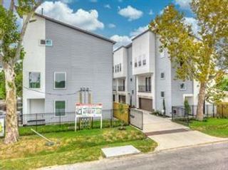 3722 Robertson Street, Houston, TX 77009