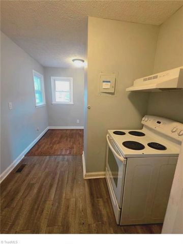 1313 Rivercrest Drive, Eden, NC 27288