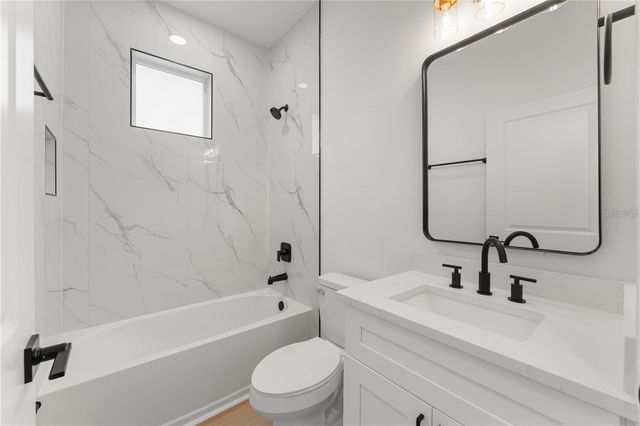 2588 HEMET STREET, North Port, FL 34288