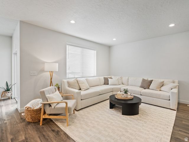 108 N INDEPENDENCE WAY, Saratoga Springs, UT 84045