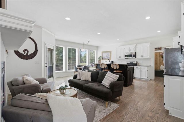 14181 W 142 Street, Olathe, KS 66062