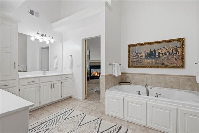 14181 W 142 Street, Olathe, KS 66062