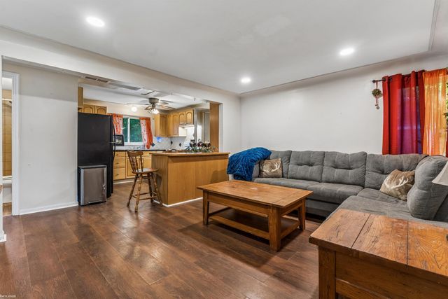 133 Murphy Drive, Saint Clair, MI 48079