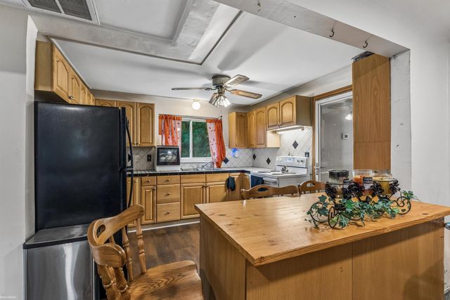 133 Murphy Drive, Saint Clair, MI 48079