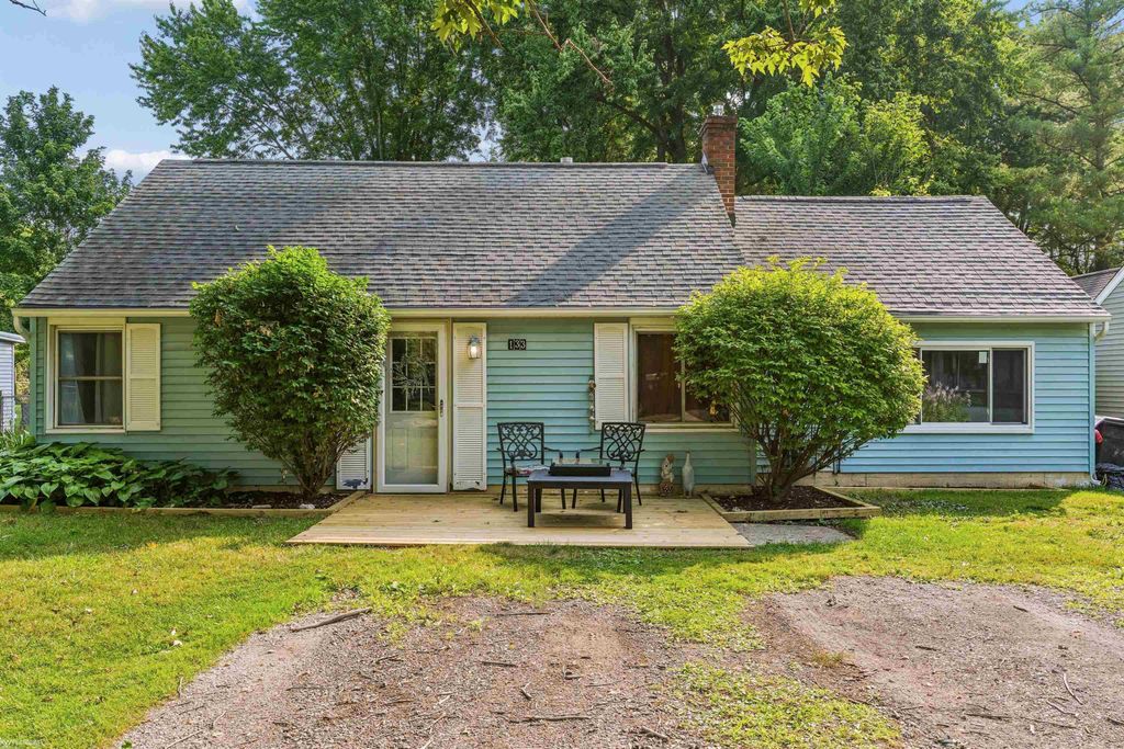 133 Murphy Drive, Saint Clair, MI 48079