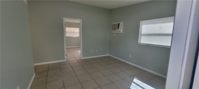 1806 22nd Avenue, Vero Beach, FL 32960