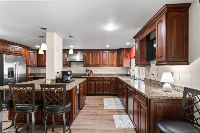 11220 Briarcliff, San Diego, CA 92131