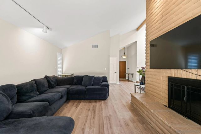 11220 Briarcliff, San Diego, CA 92131