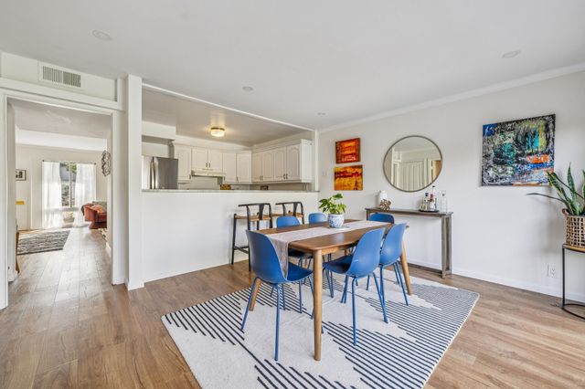 1047 Fontana Dr, Alameda, CA 94502