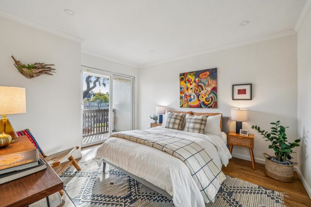 1047 Fontana Dr, Alameda, CA 94502