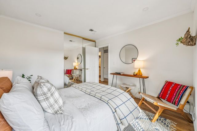 1047 Fontana Dr, Alameda, CA 94502