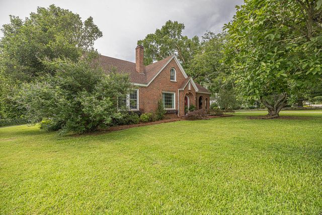 423 Columbia Road, Edgefield, SC 29824