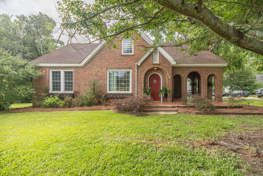 423 Columbia Road, Edgefield, SC 29824