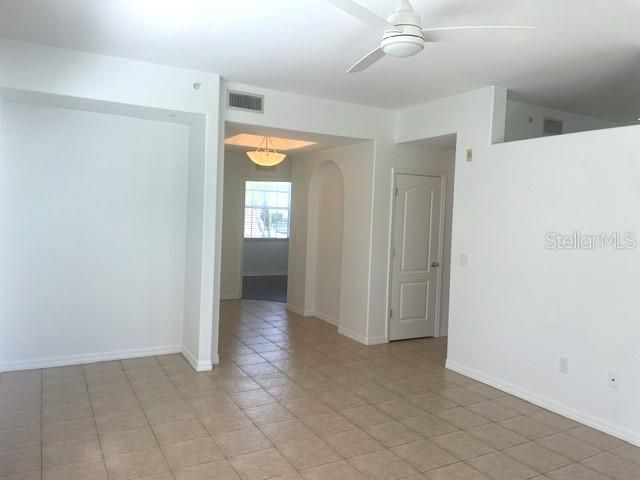 4270 VICENZA DRIVE B40, Venice, FL 34293