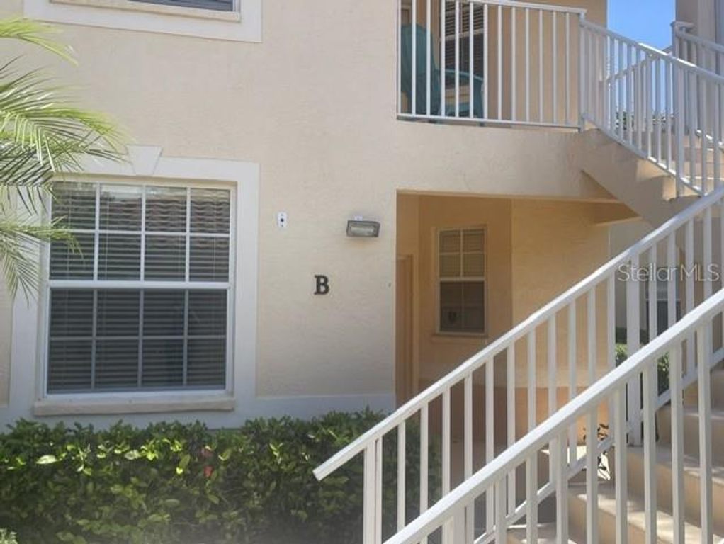 4270 VICENZA DRIVE B40, Venice, FL 34293