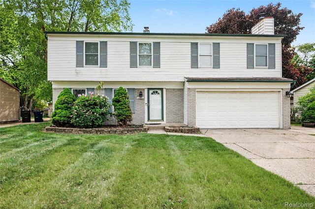 12800 Daily Drive, Sterling Heights, MI 48313