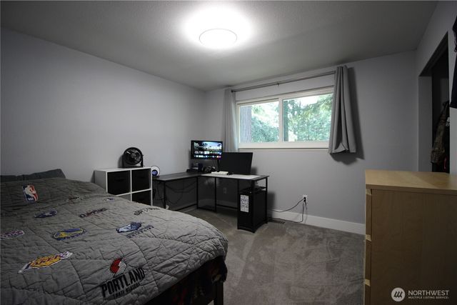 27719 217th Avenue SE, Maple Valley, WA 98038