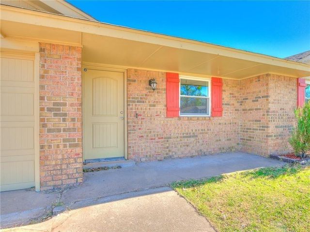 1232 Glenwood Drive, Moore, OK 73160