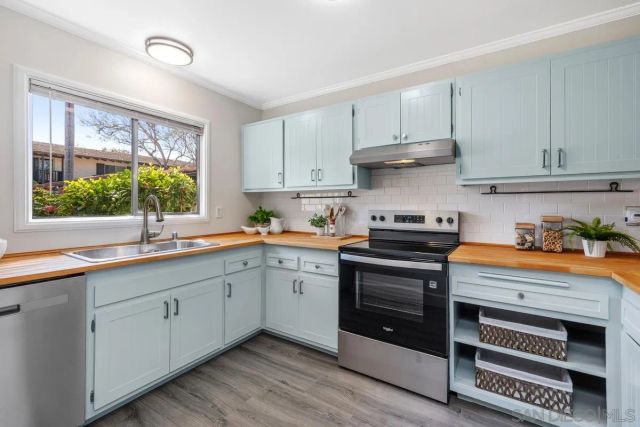 4264 Loma Riviera Lane, San Diego, CA 92110