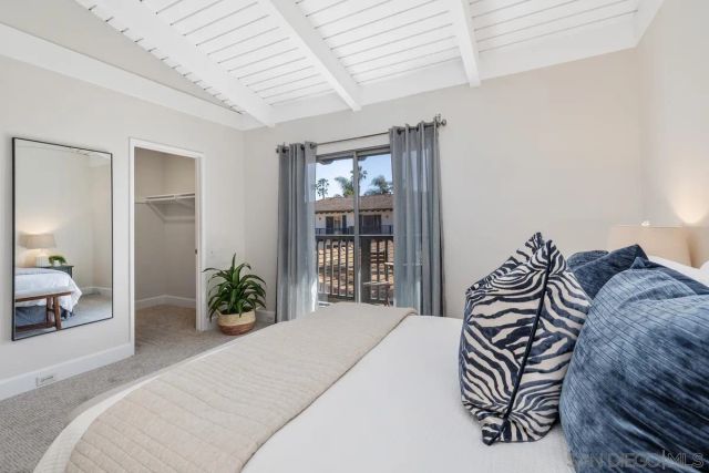 4264 Loma Riviera Lane, San Diego, CA 92110