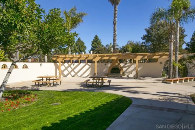 4264 Loma Riviera Lane, San Diego, CA 92110