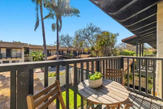 4264 Loma Riviera Lane, San Diego, CA 92110