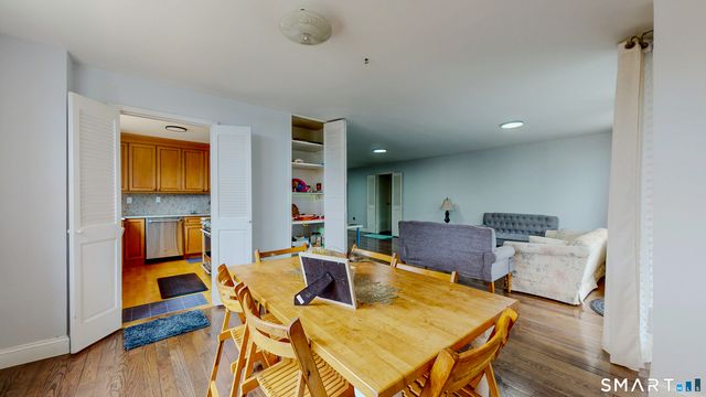 1 Strawberry Hill Court 1H, Stamford, CT 06902