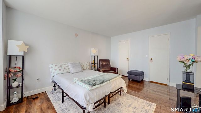 1 Strawberry Hill Court 1H, Stamford, CT 06902