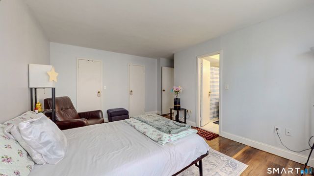 1 Strawberry Hill Court 1H, Stamford, CT 06902