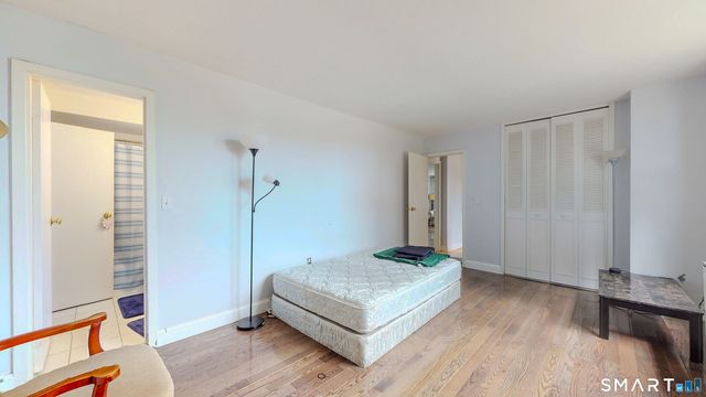 1 Strawberry Hill Court 1H, Stamford, CT 06902