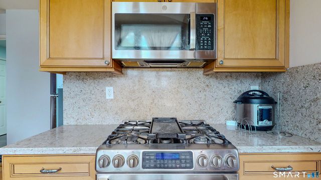 1 Strawberry Hill Court 1H, Stamford, CT 06902