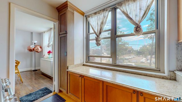 1 Strawberry Hill Court 1H, Stamford, CT 06902