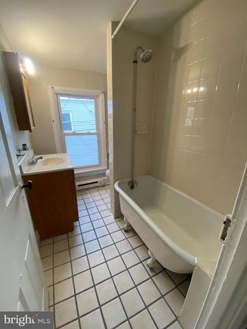 64 S EVANS ST, Pottstown, PA 19464