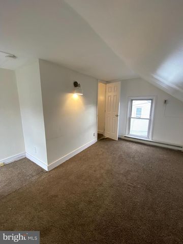 64 S EVANS ST, Pottstown, PA 19464