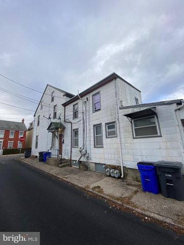 64 S EVANS ST, Pottstown, PA 19464