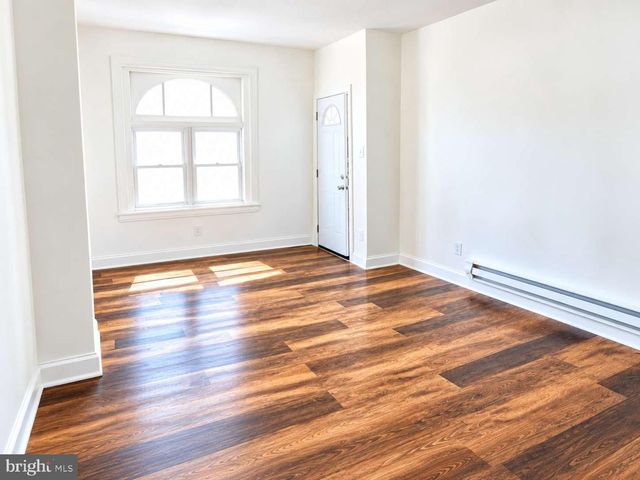 318 S 52ND ST, Philadelphia, PA 19143