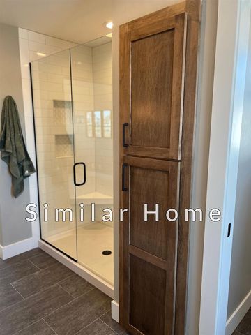 4190 N ROSE MEADOW LANE, Grand Chute, WI 54913