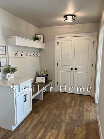 4190 N ROSE MEADOW LANE, Grand Chute, WI 54913