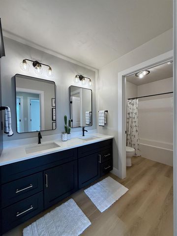 4190 N ROSE MEADOW LANE, Grand Chute, WI 54913