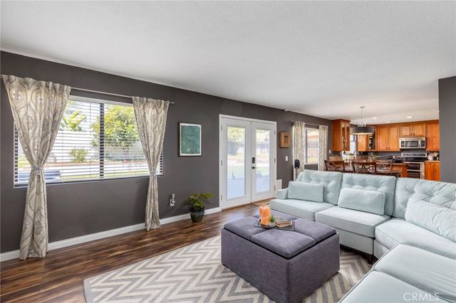 745 Red Alder Pl, Escondido, CA 92027