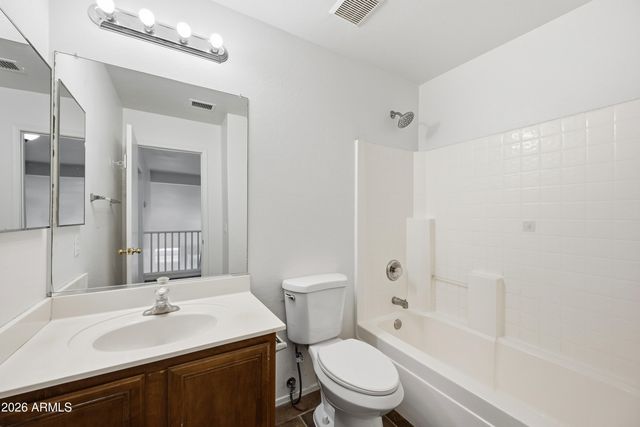 5613 S 51st Drive, Laveen, AZ 85339