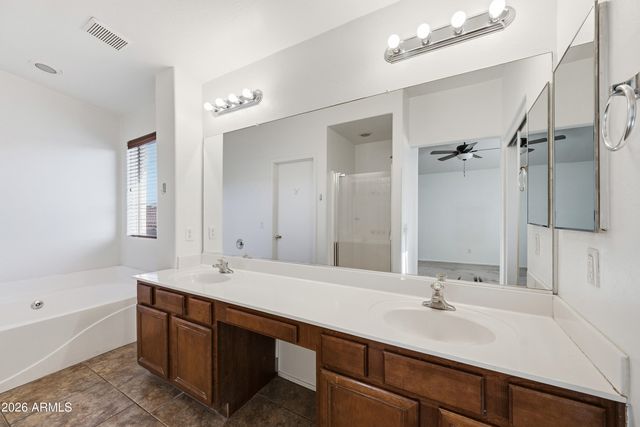 5613 S 51st Drive, Laveen, AZ 85339