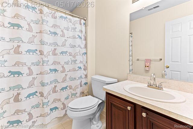 49277 Silver Birch Circle, Shelby Charter Township, MI 48315