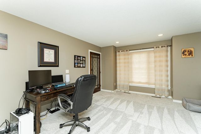 3551 Hart Lane SW, Rochester, MN 55902